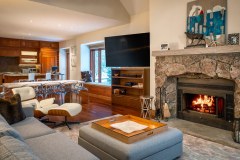 Creekside Residence A301