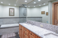Creekside Residence B301